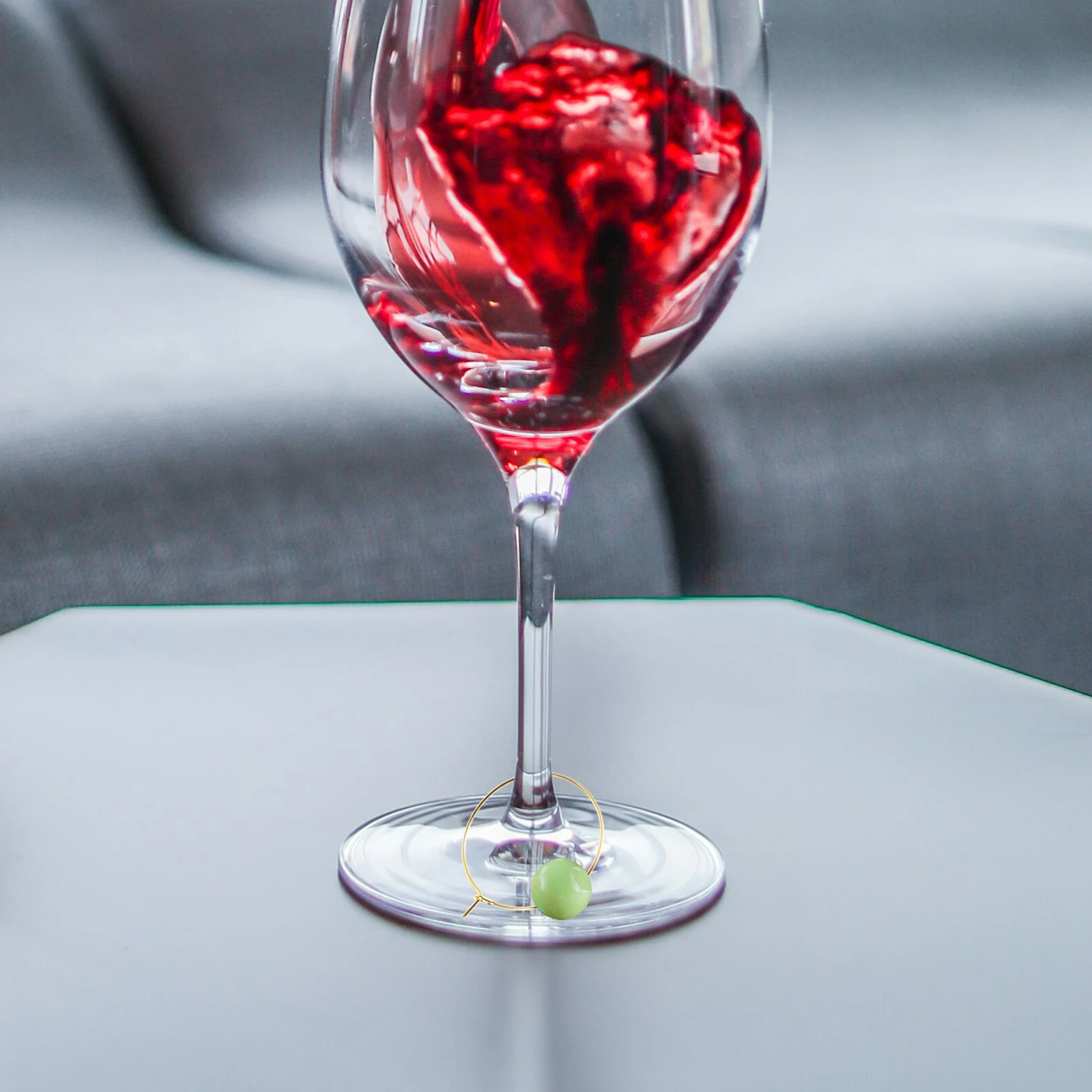 

200Pcs Elegant Gold Glass Markers Charms Reusable Replaceable Cup Identifiers Party Drink Tags Wedding Wine Glass Decorations