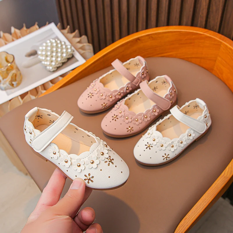 

Spring Autumn Little Girl Leather Shoes Sweet Flower Children's Flats Wedding Party Kids Causal Ballet Shoes Soft Versatile New