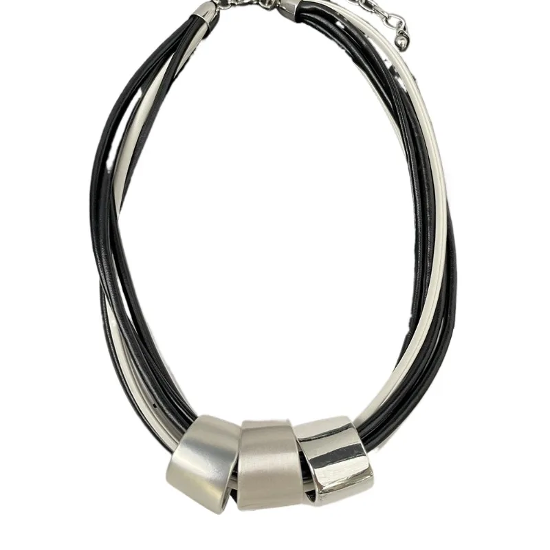 

Европейские и американские экстравагантные ожерелья премиум-класса, украшения на ключицу, кожаные цепочки, аксессуары из кожаного шнура.