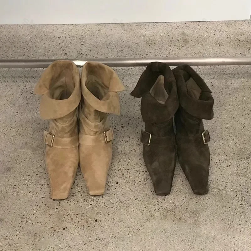 

Женские короткие ботинки, осень 2024, замшевые женские ботинки с квадратным носком на среднем каблуке, ремешок с пряжкой в стиле ретро, Botas Para Mujer