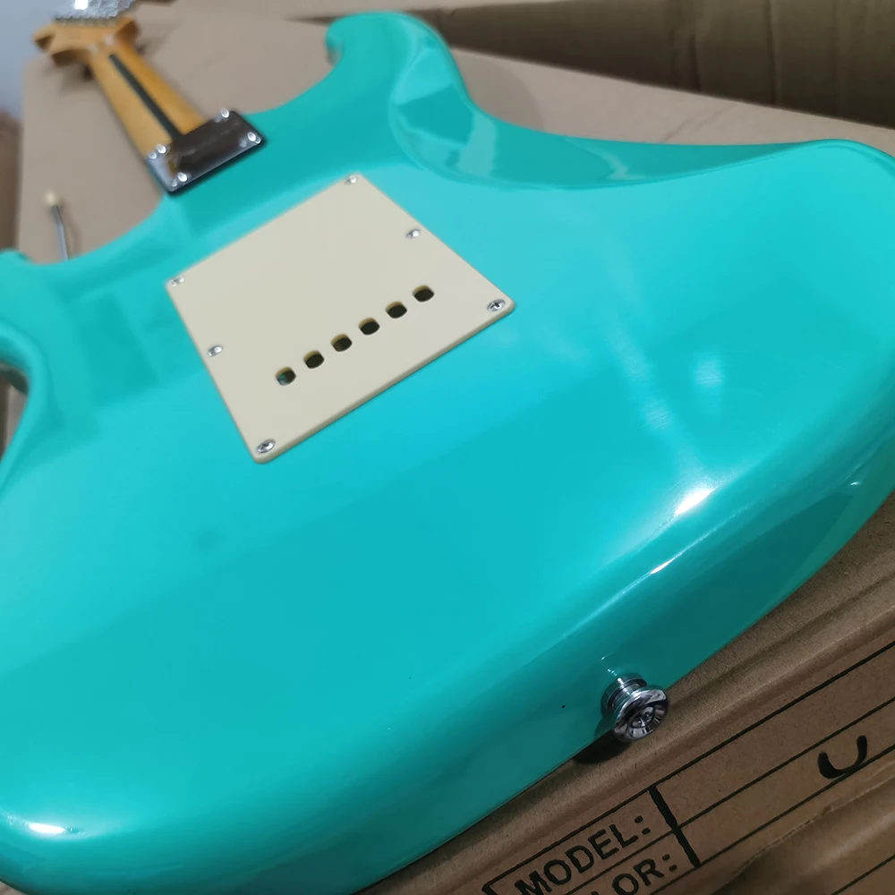 In stock 6 string SSS Surf Green S T electric guitar, need more pictures Contact seller, in stock, fast shipping, fast shipping