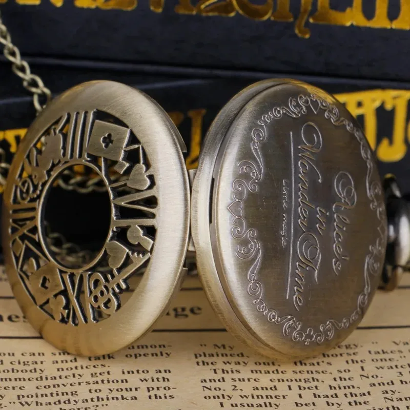 New Bronze Hollow Girl Quartz Pocket Watch Retro Pocket&Fob Watch Pendant Necklace Pocket Watch Men Women's Gift