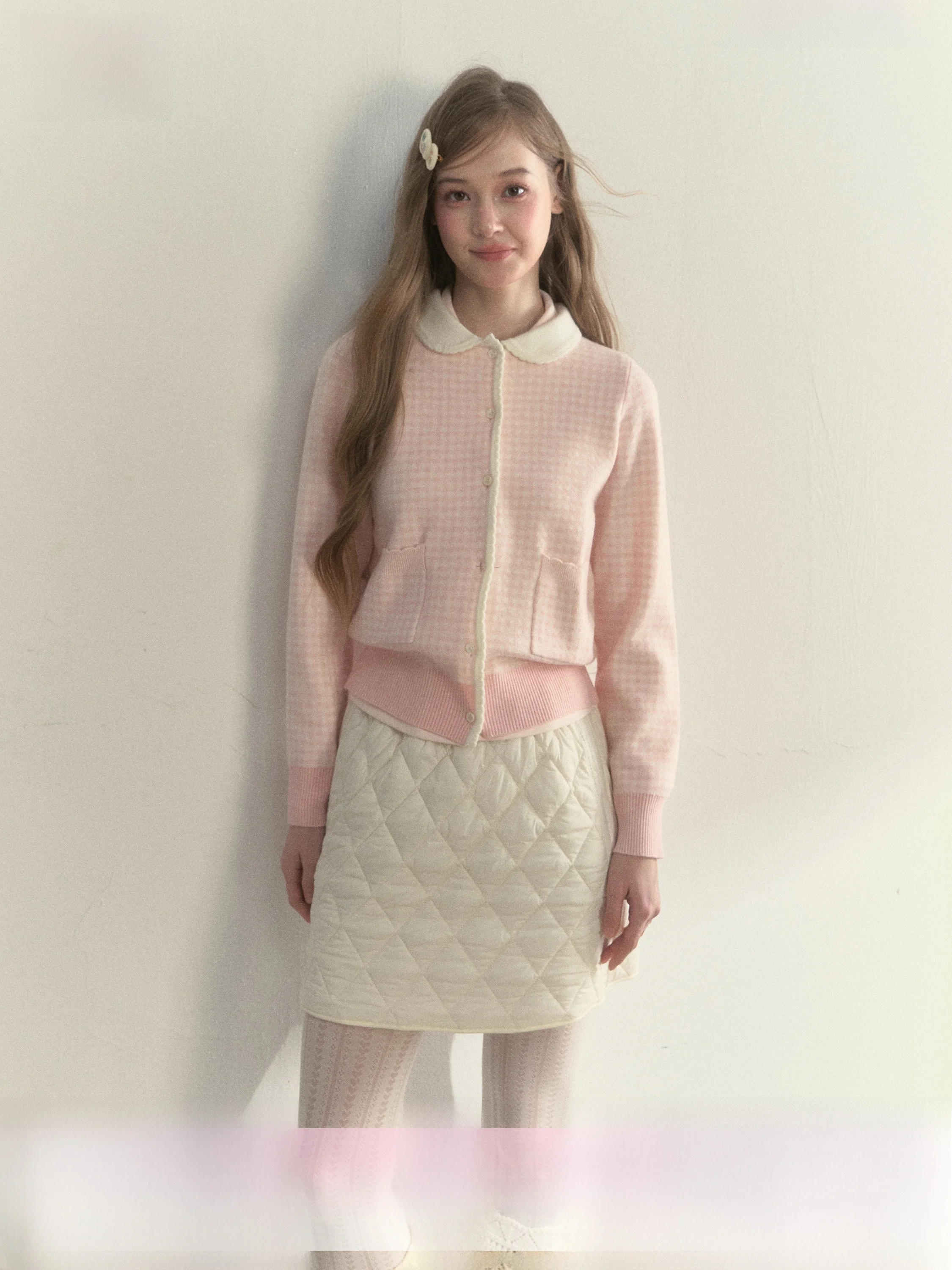 

Нежно-розовый вязаный свитер с воротником «кукла» и длинными рукавами в клетку, осенне-зимний, для нежных девушек, модный, повседневный стиль, однотонный