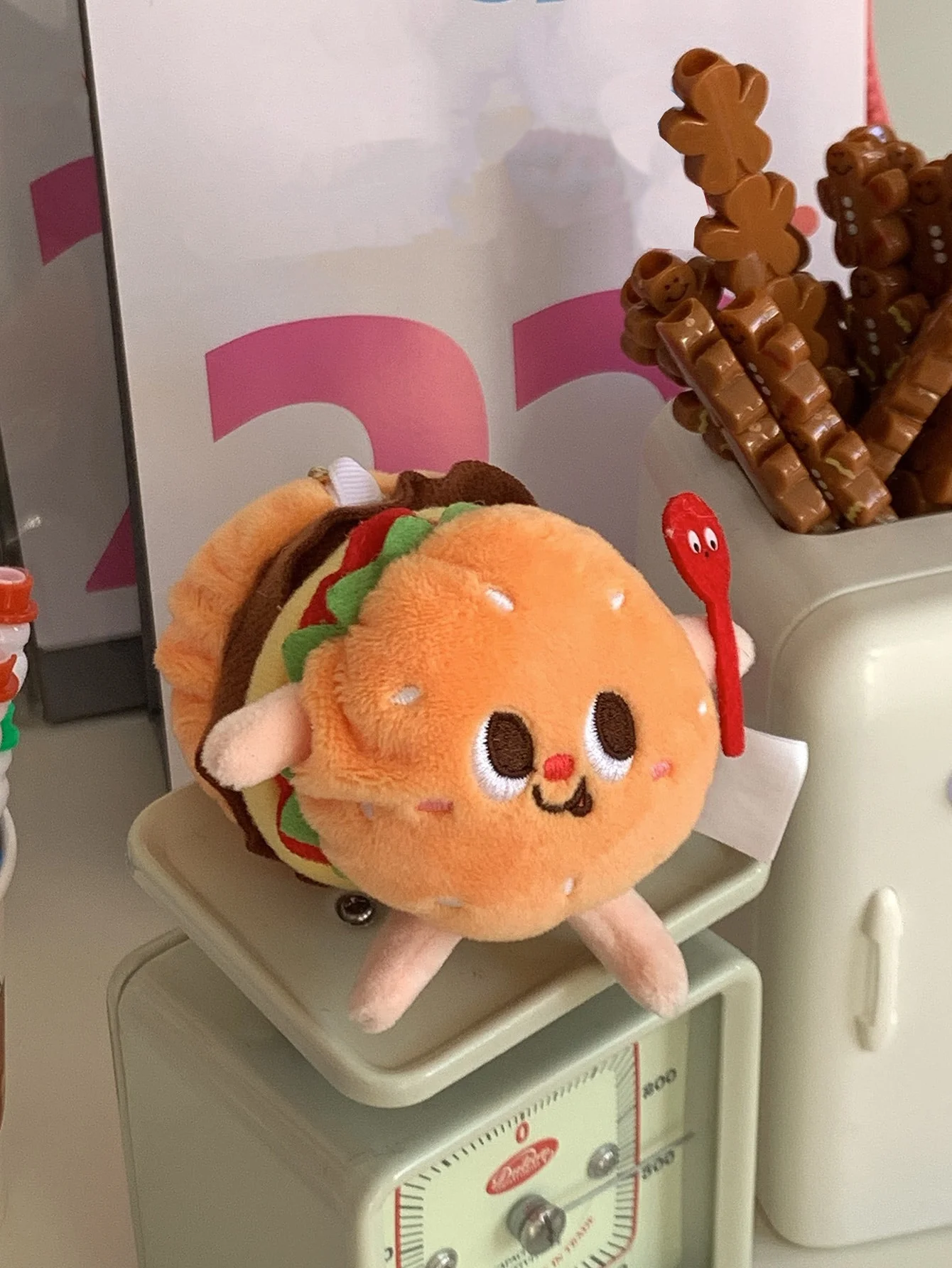 1 Stück – Burger-Design, Zähneknirschen von Haustieren, quietschende Plüschtiere, langlebiges Kauspielzeug für Hunde, interaktive Produkte