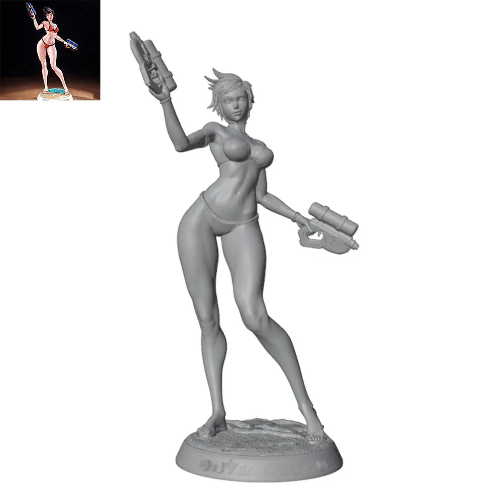 1/24/6 Casual-style short-haired girl playing with twin water guns—sexy girl resin model kit; 3D-printed gray statue, unpainted.