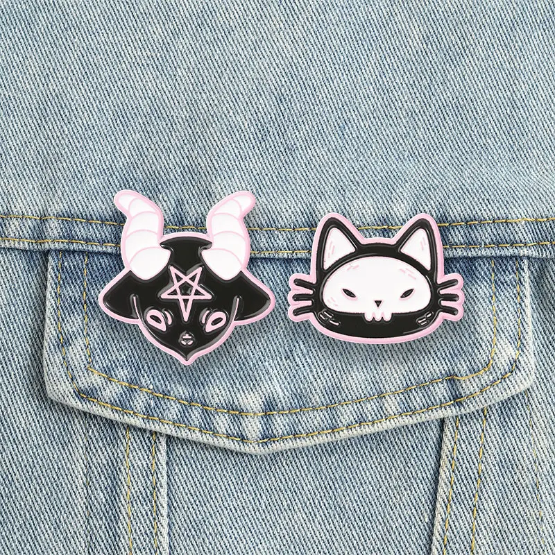 Halloween Spukhafte Burg Hexenhut Geist Emaille-Abzeichen Dunkle Gotische Dämonische Katze Niedliche Anstecknadel Feiertagsparty-Dekoration Brosche – Detail 4
