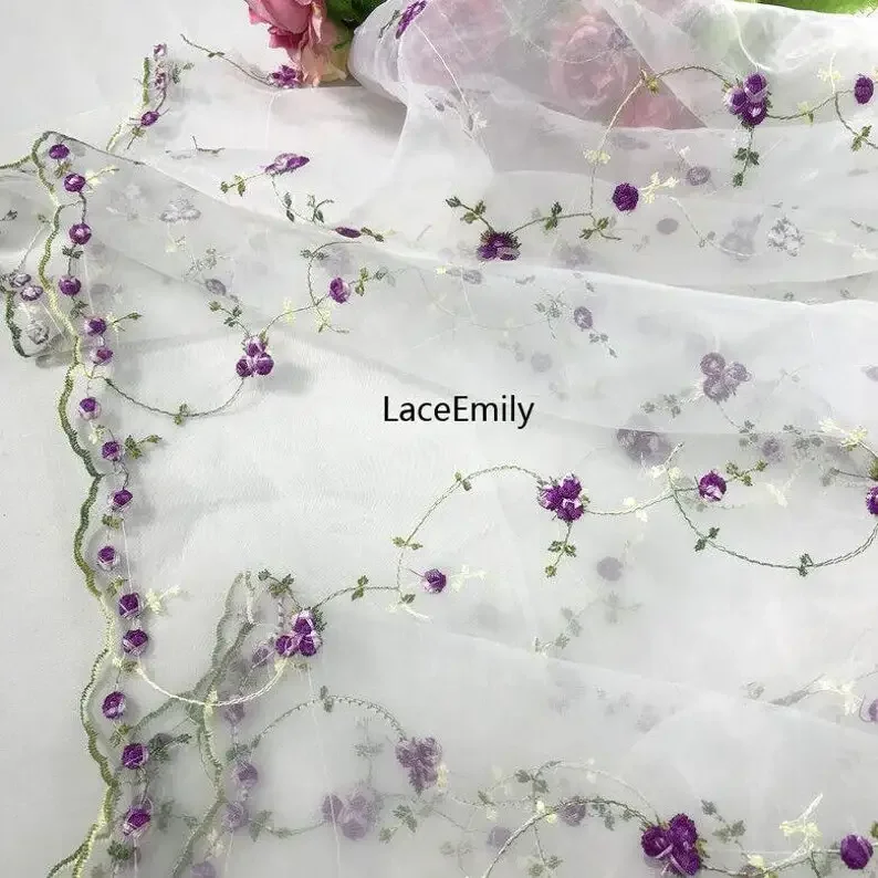 

Ткань из органзы с цветочным узором, 3 цвета, красная, с вышивкой маленьких роз, для свадебных платьев, фаты, платьев-туту, 1 ярд