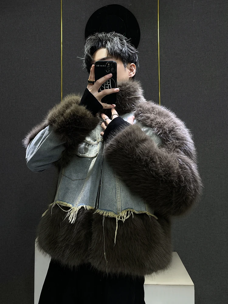 

Зимняя новинка: оригинальный дизайн, комбинированная джинсовая куртка с мехом, утепленная, свободного кроя, для мужчин, модный бренд.