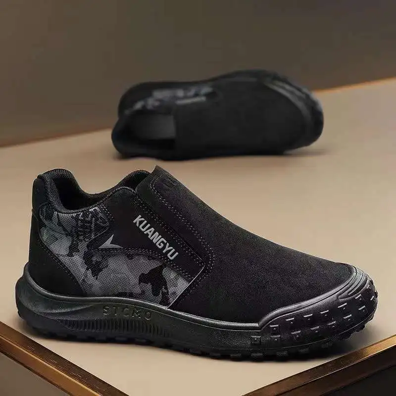 Lightweight Protective Sneakers Summer Breathable Men Work Shoes Men's Anti Slip Labor Protection Shoes zapatillas hombre  tenis