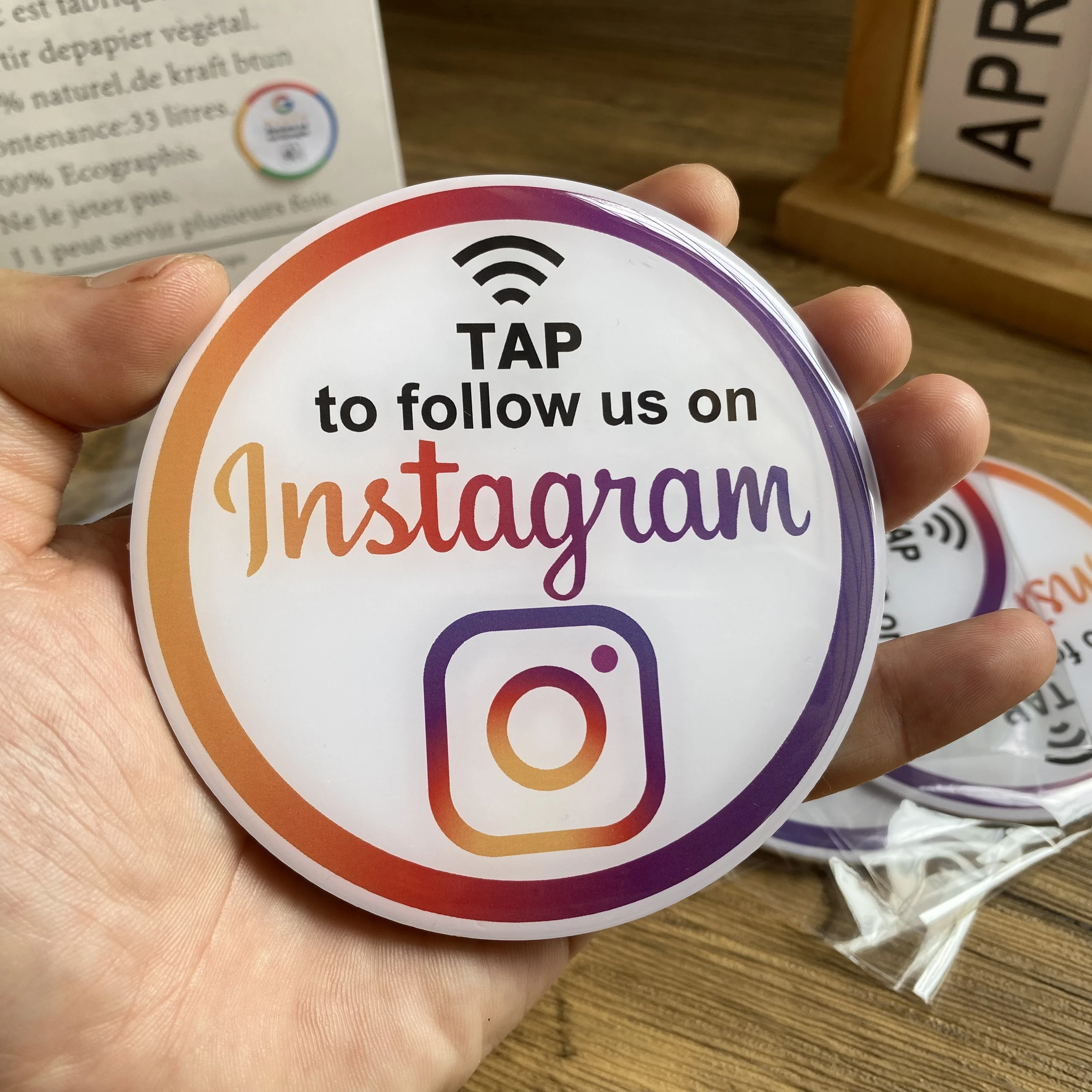 3,93 “10 cm NFC Tap Síguenos en Instagram Pegatina Círculo epoxi impermeable Placa de Instagram