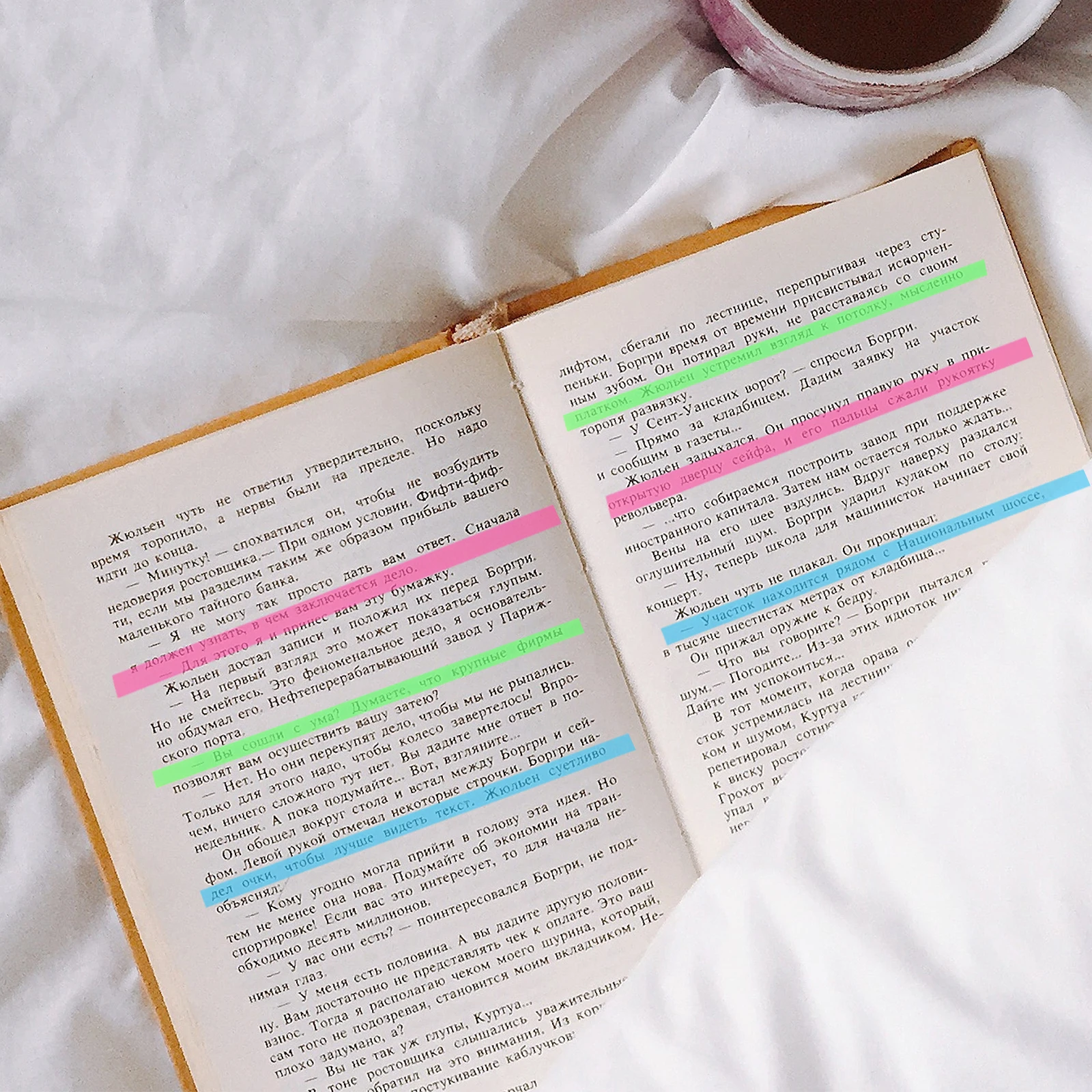 

4 Books Clear Notes Fluorescent Reusable Transparent Highlighter Tape Rectangle