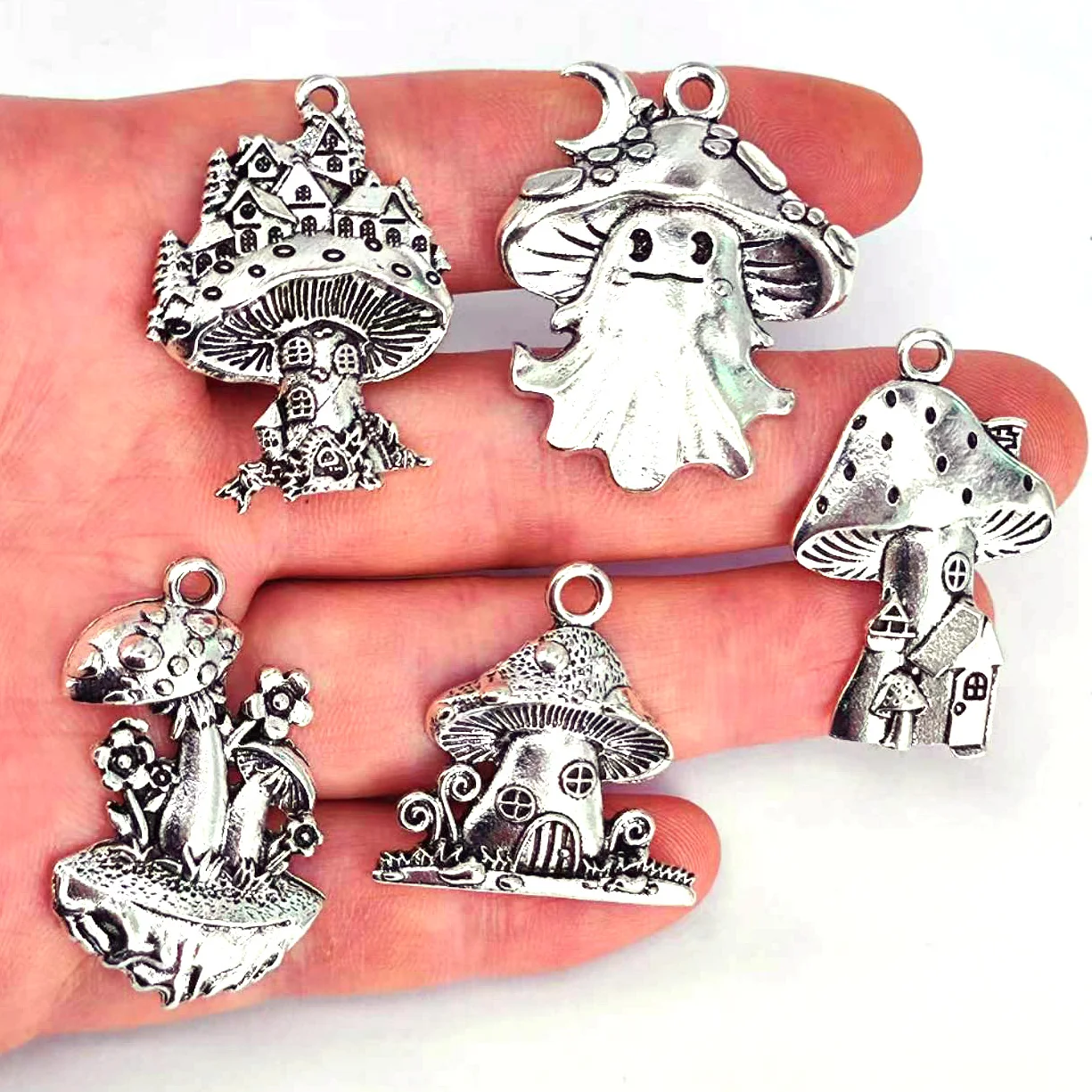 

50pcs 5 styles Not mixed Cartoon House Mushroom charm for DIY earring necklace