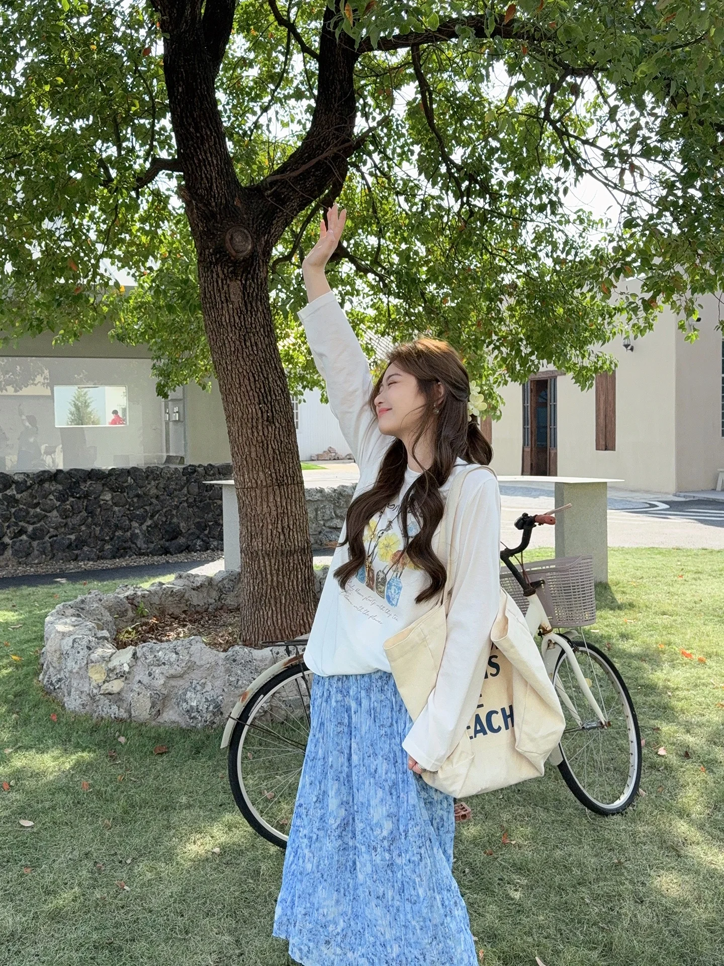 

Large Size Women's Fre White T-irt Blue Pleated Skirt Set New Sle Commute Loose High Waist Polyester Fiber Spring ...