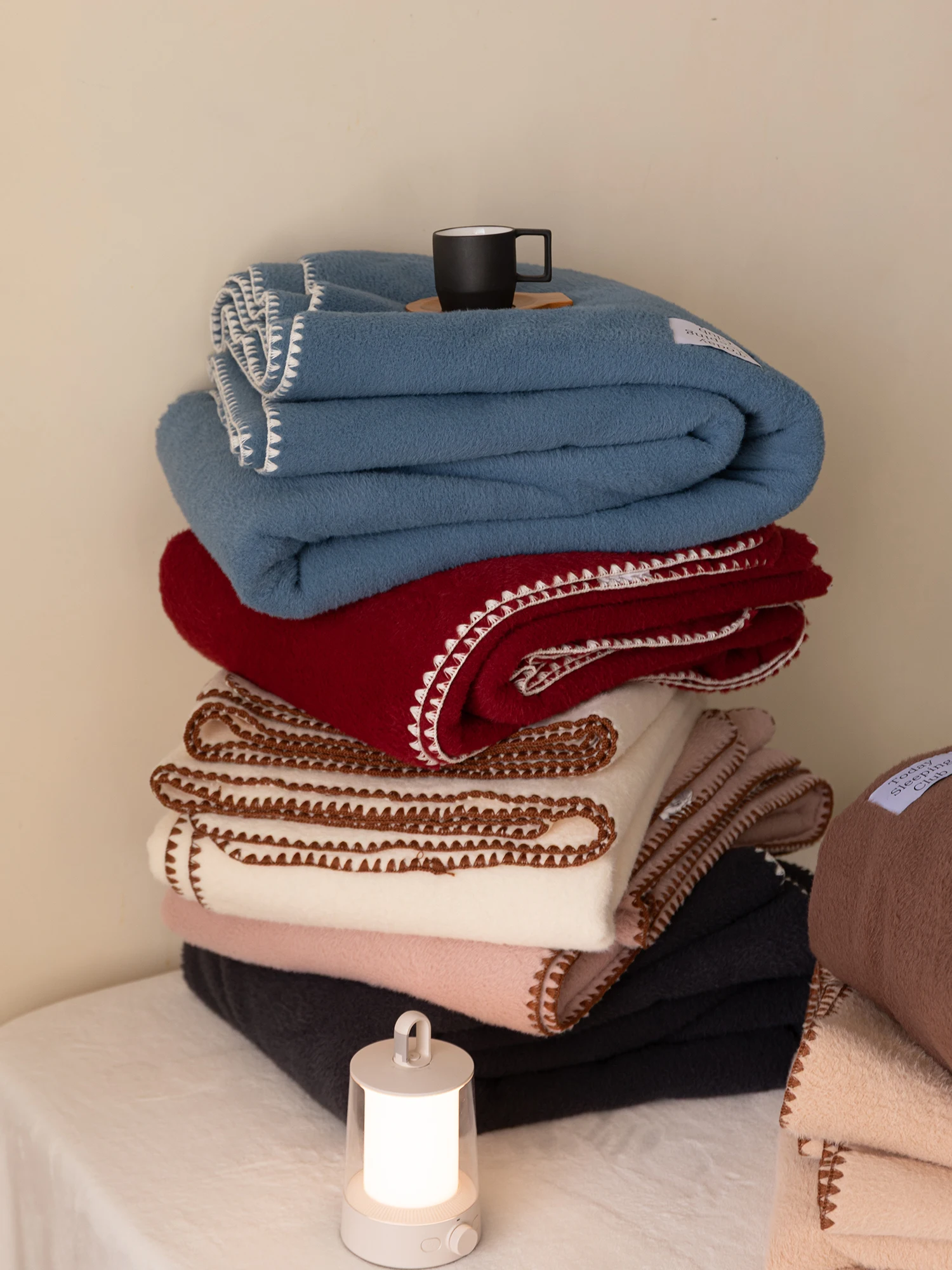 

Плед Blogger Sle 260г из бионической шерсти, вельветовый, для офиса, для сна, осенне-зимний, для дома, дивана, спальни, 200x230 см