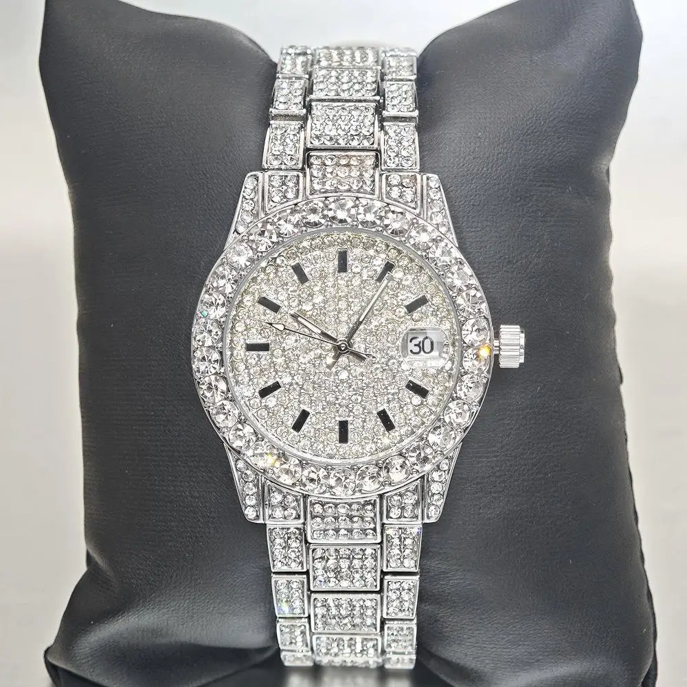 

Oulm крутые часы для мужчин, уникальный дизайн, три часовых пояса, овальные кварцевые часы, кожаный ремешок, коричневые наручные часы для мужчин, новинка 2025 года