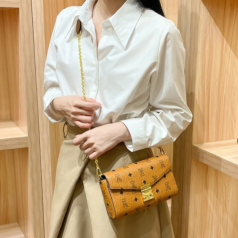 Classic Designer Vintage Diaper Bag: Elegant Crossbody Messenger Bag For Women With Luxury Style And Large Capacity For Tote