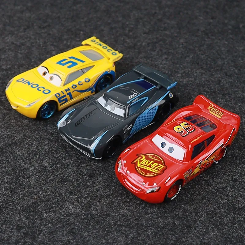 

Детский автомобиль Disney Pixar Cars 3 Lightning McQueen Toys Jackson Storm The King Mater 1:55, литая под давлением модель автомобиля из металлического сплава, подарок для ребенка