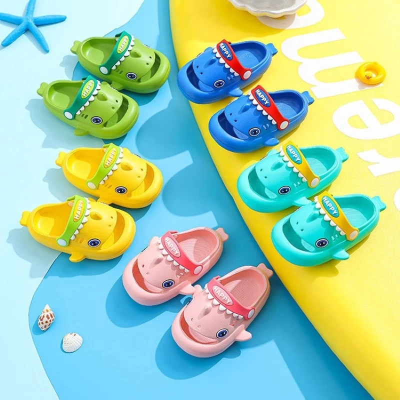 Trendy Cute Cartoon Shark Design Sandals For Boys, Breathable Non-slip Clogs For Indoor Outdoor Beach Camping