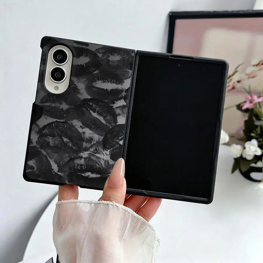 Luxury Phone Cover Case for Samsung Galaxy Z Fold 8 ZFold Wide ZFold8 Z Fold8 Wide Black White Lips