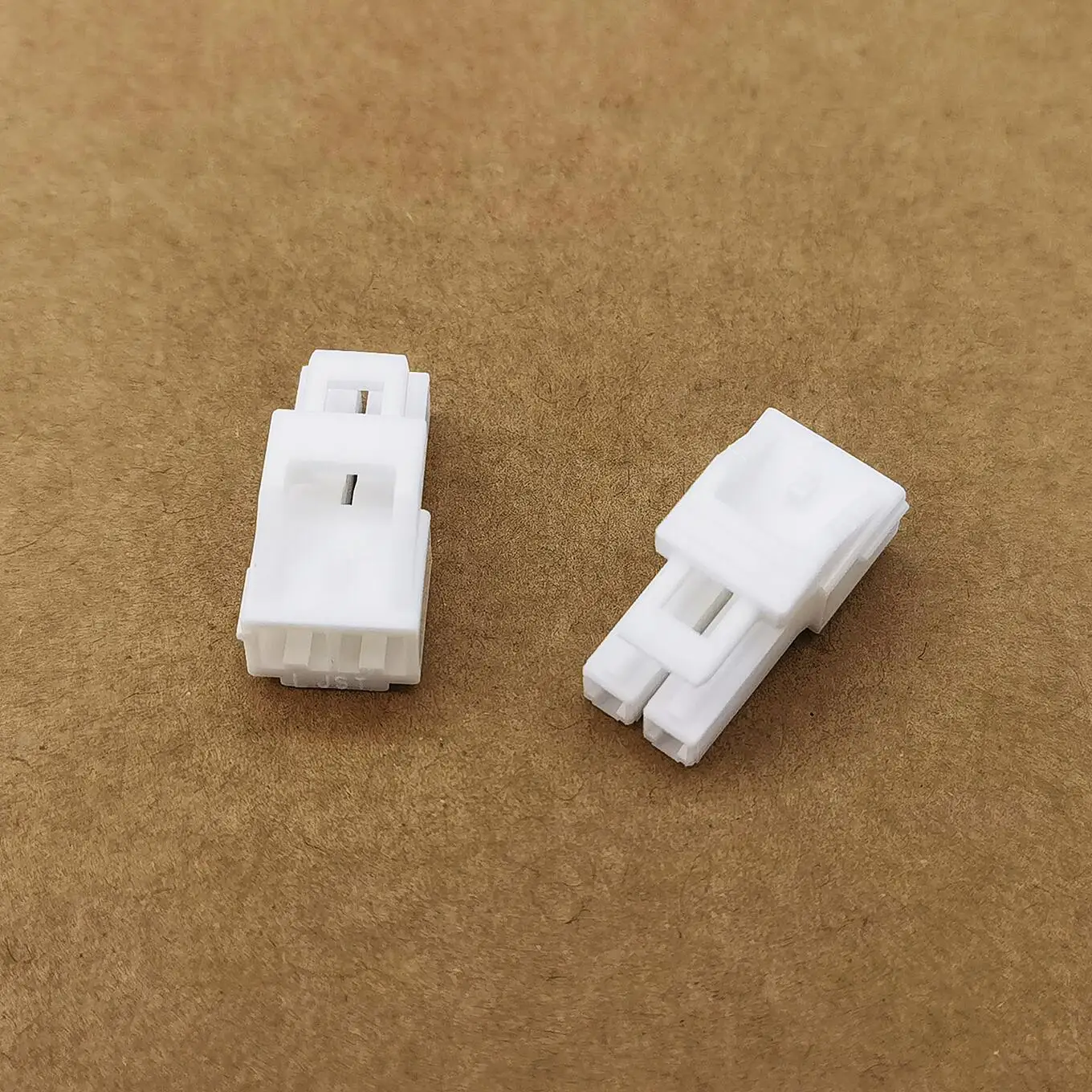 Original new 100% YLP-02V white 2PIN rubber shell PH4.5 plug connector