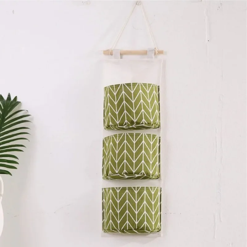 

3 Pockets Hanging Organizers Waterproof Hanging Storage Bag Wall Mounted Closet Organizer Bear Flamingo Sundries Bags Home Decor