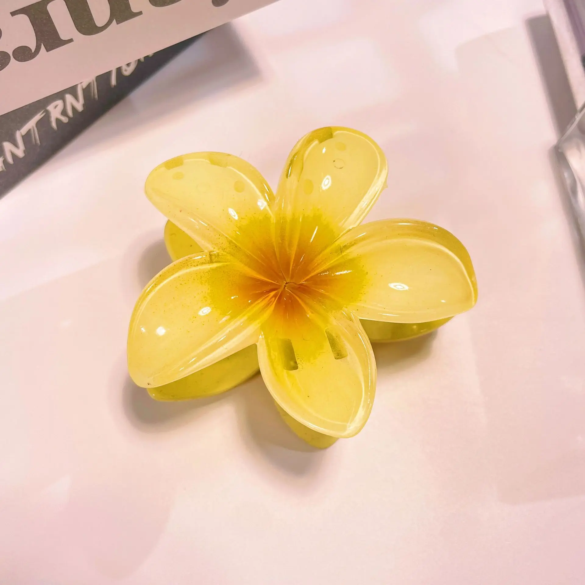 8CM BOHO Gradient Large Flower Acrylic Hair Clip For Women Sweet Hair Claws Crab Clamp Barrettes Hawaiian Headwear Accessories