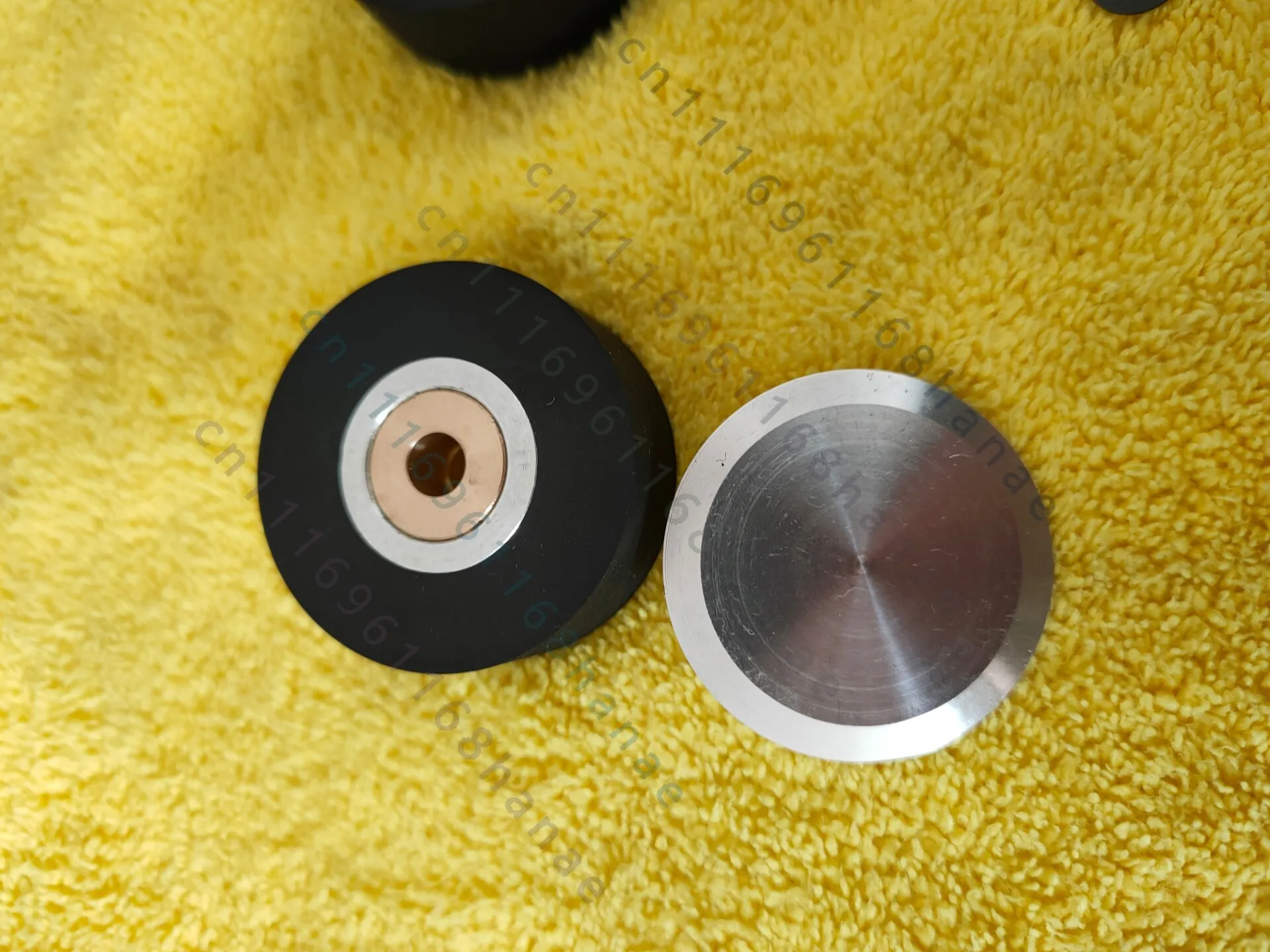 rullo-di-pressione-su-misura-per-registratore-a-bobina-aperta-teac-realizzato-secondo-le-specifiche-oem-per-risolvere-il-problema-del-fix-wow-del-flutter-e-dello-slipping-nell'audio
