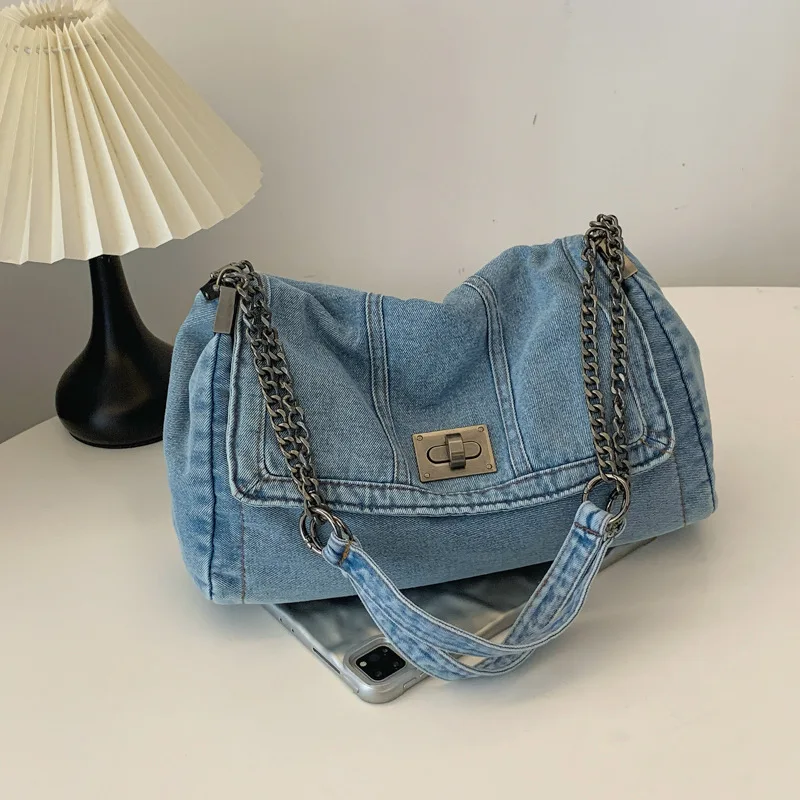 

Denim Bag for Girls New Trendy Shoulder Bag Large Capacity Tote Bag for Class Commuting Crossbody Chain Bag