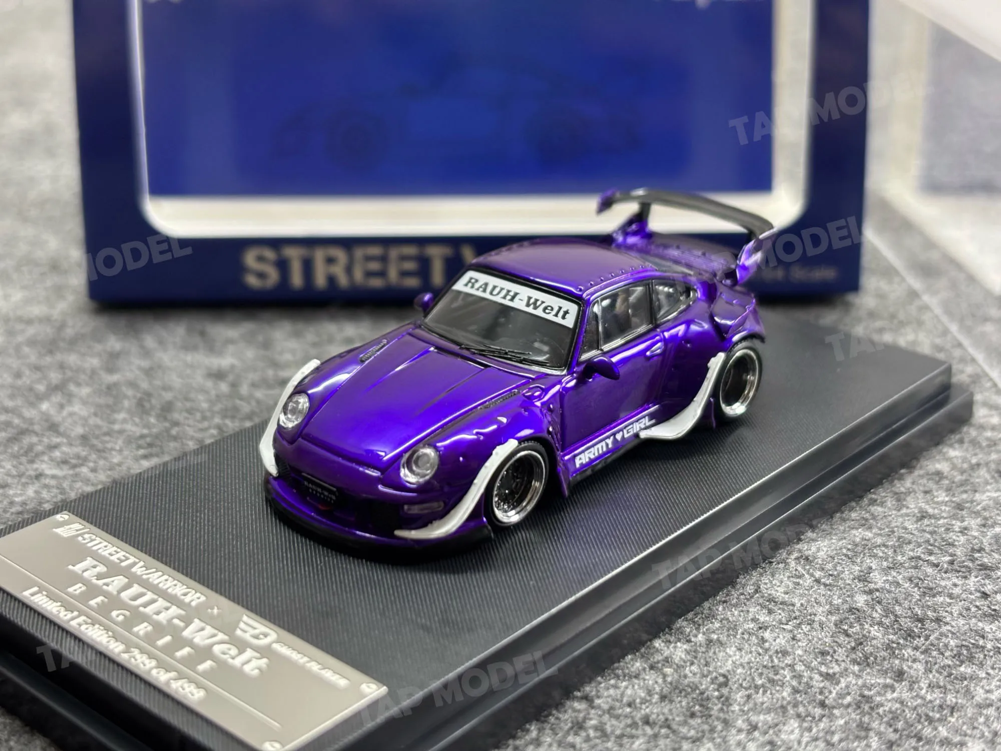 SW 1:64 Porsche RWB 993 Purple Military Girl Low Tail Gloss Edition, Alloy Car Model Collection