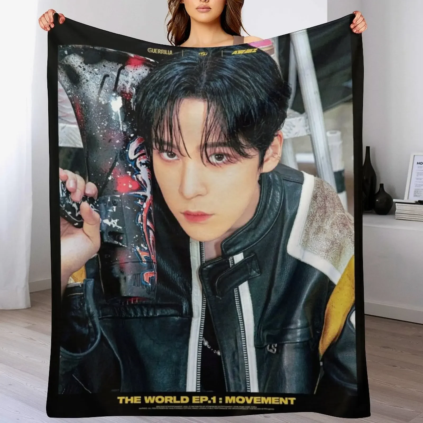 

Yunho - Ateez Throw Blanket Blankets Sofas Of Decoration Luxury Throw cosplay anime Kid'S Blankets