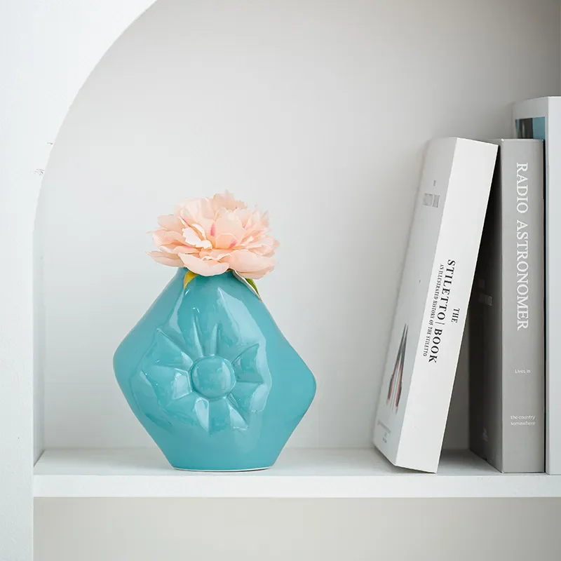 for American Ceramic Vase Ornament Living Room Aromatic Bottle European Countertop Creative Home Decor Throw Pillow Accent