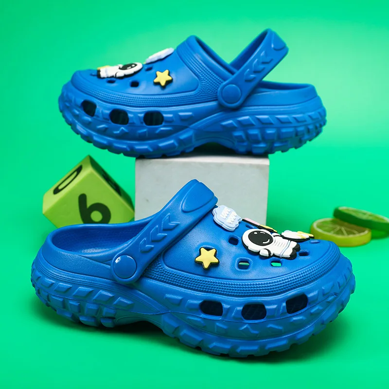 2024 nuove scarpe per bambini pantofola da ragazzo estate Indoor House scarpe Casual Sneaker zoccoli da spiaggia per scarpe da ragazzo sandali