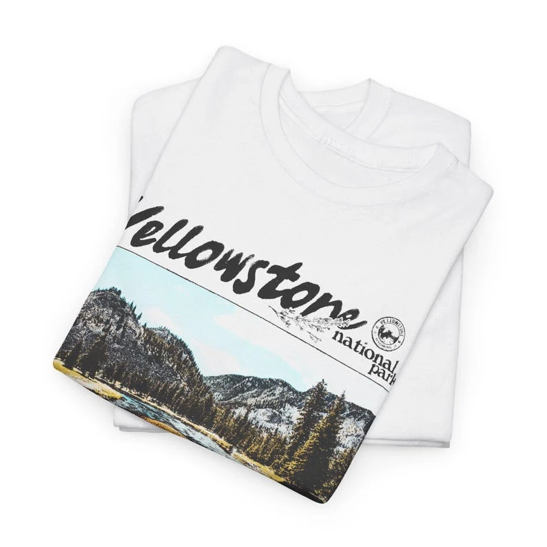 Retro Yellowstone Bison T-shirt American Wilderness Retro Pattern Shirt Loose Fit Casual Unisex Streetwear Shirt