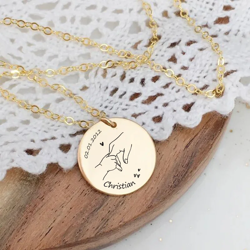 Customized stainless steel handshake graphic baby mom stainless steel necklace female family necklace mother day gift