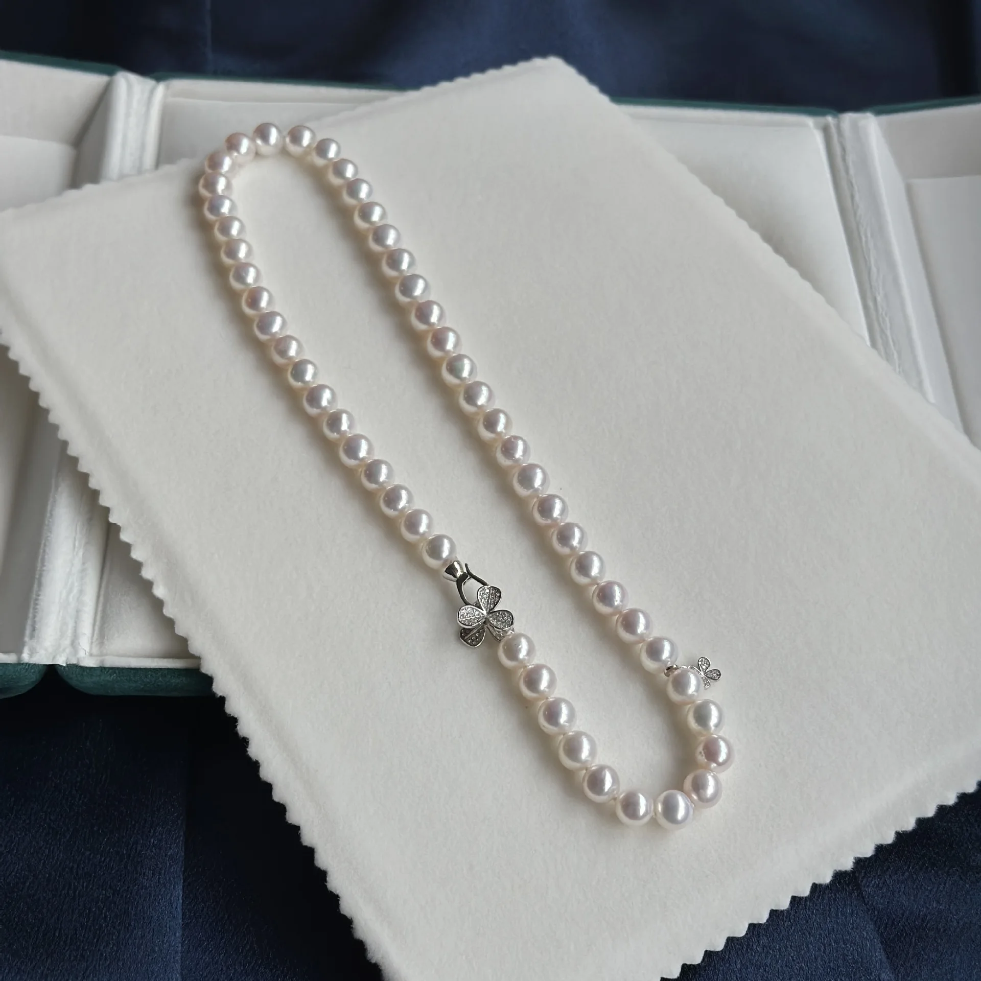 8-9mm Natural Freshwater Pearl Necklace 925 Silver Three Leaf Clover Clasp Strong Luster Round Classic for Women