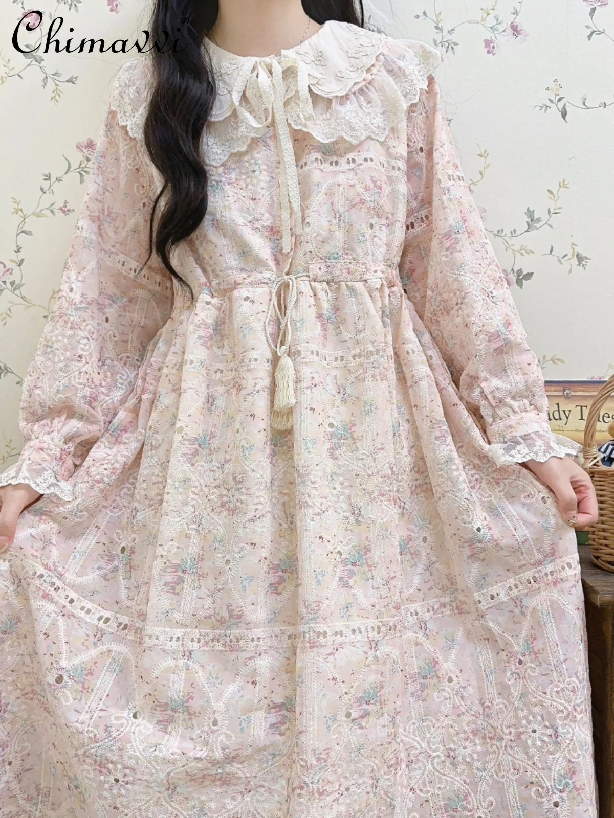 

Girl Pink Floral Bottom Cloth Embroidery Dress 2024 Spring Autumn Pastoral Style Waist-Tight Lace Large Lapel Sweet Lady Dress