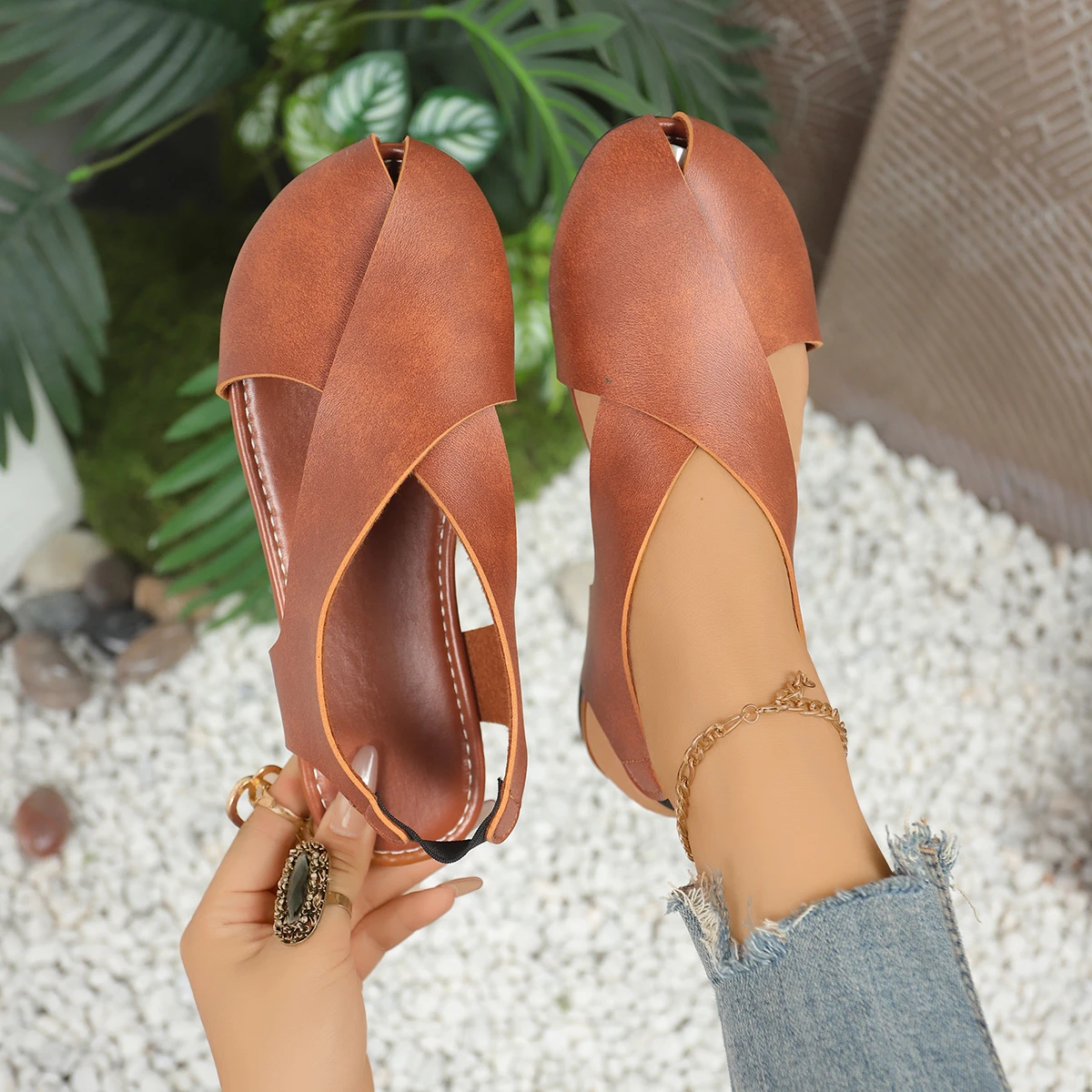 Retro Women Sandals Soft Sole Casual Girl Ugly Cute Shoes Summer New Flat Heel Peep Toe Sandals Minimalist Rome Shoes for Women