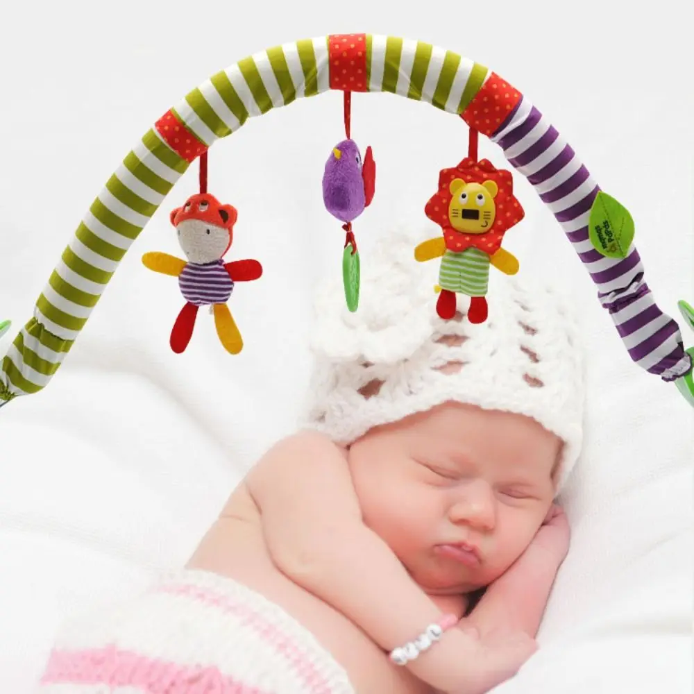 Sonagli per culla in cotone PP Giocattoli di peluche musicali Educazione precoce Peluche per bambole Passeggino Letto Giocattoli appesi Giocattolo a campana con ciondolo animale del fumetto