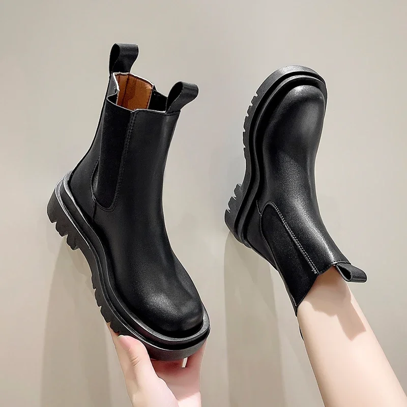 Chelsea Boots Chunky Boots Women Winter Shoes PU Leather Plush Ankle Boots Black Female Autumn Fashion Platform Booties