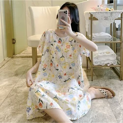 Women's home clothes, pajamas, mother's clothes, nightgowns, girls' nightgowns can be worn with printed one-piece pajamas on the