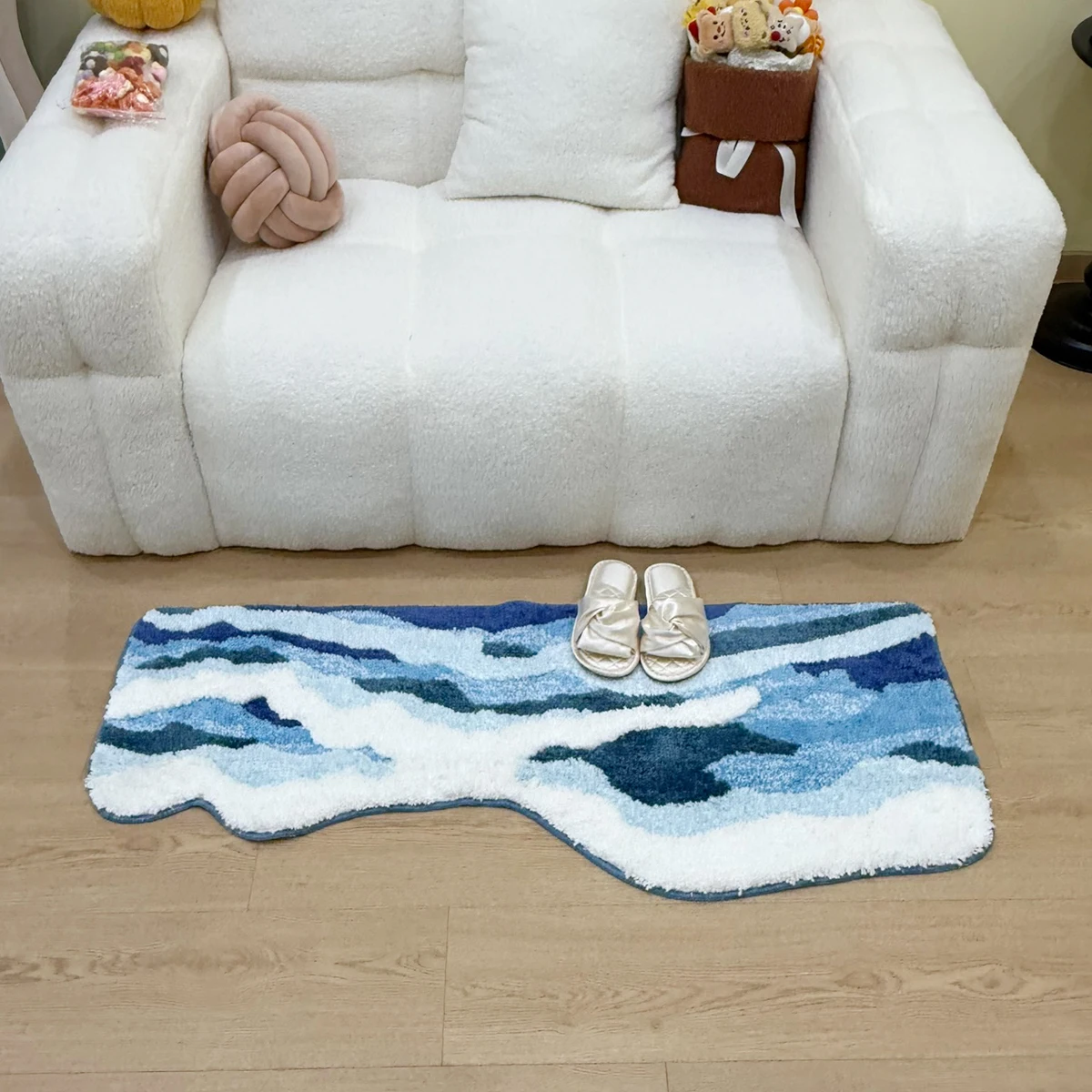 Ocean Wave getufteter Teppich aus weichem Plüsch, rutschfest, saugfähig, für Küche und Badezimmer, Bodenmatte für Schlafzimmer, Toilette – bequemes Wellen-Design