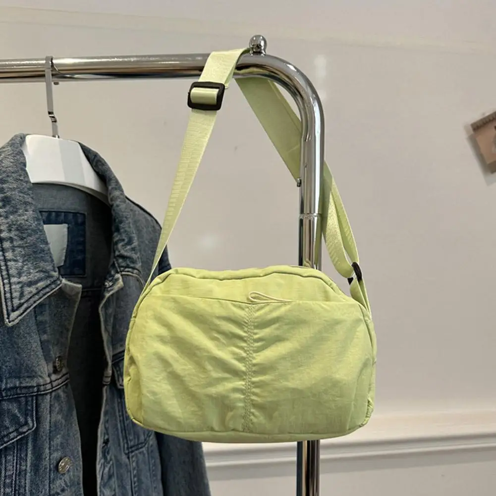 

Square Crossbody Bag Quick-dry Nylon Commuting Bag Large Capacity Versatile Handbags Lightweight Casual Shoulder Bag
