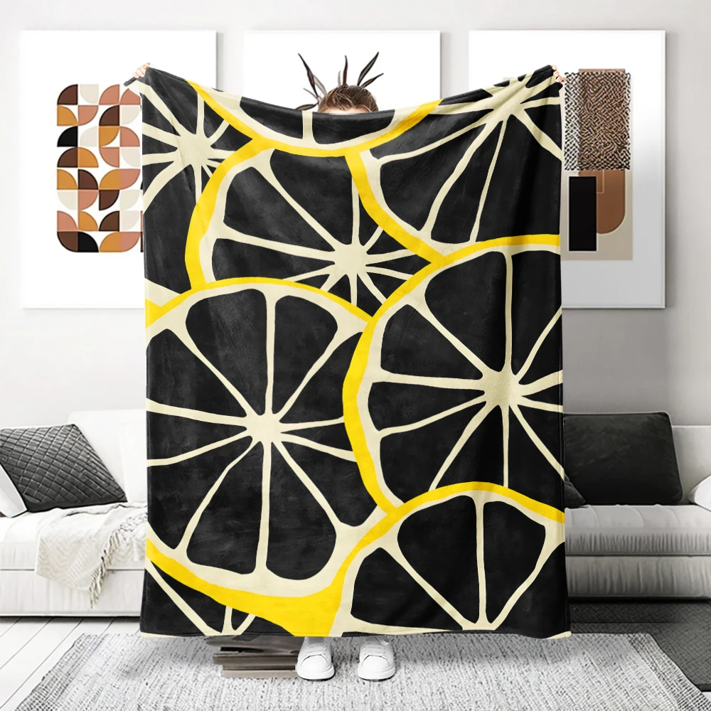 Black Lemon Slices Yellow Flannel Blanket Soft Cozy Throw Blanket for Bed Sofa Couch Fuzzy Plush Bed Cover