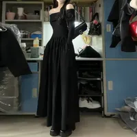 Off-shoulder Long Sleeve Black Dress Women's Early Autumn Collection 2023 New Style Petite Drape Sense Humbly Winded Long Dress