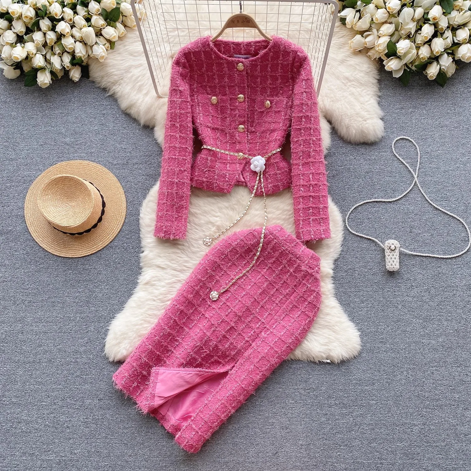 New 2024 Winter Rose Red Tweed 2 Piece Set Elegant Women O Neck Gold Single Breasted Tassel Short Coat +Split Pencil Skirt Suits