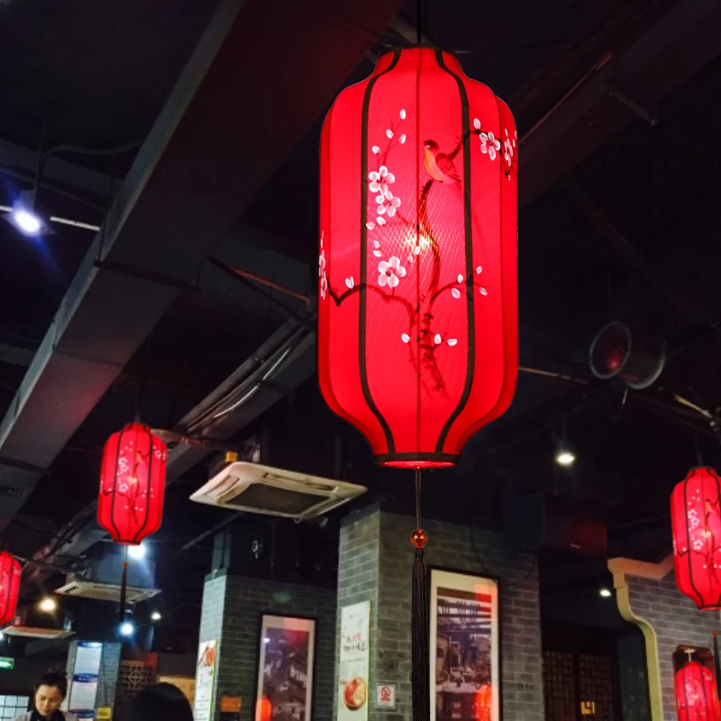 

Chinese-style wrought iron antique fabric lantern restaurant restaurant hot pot restaurant decorative creative personality chand