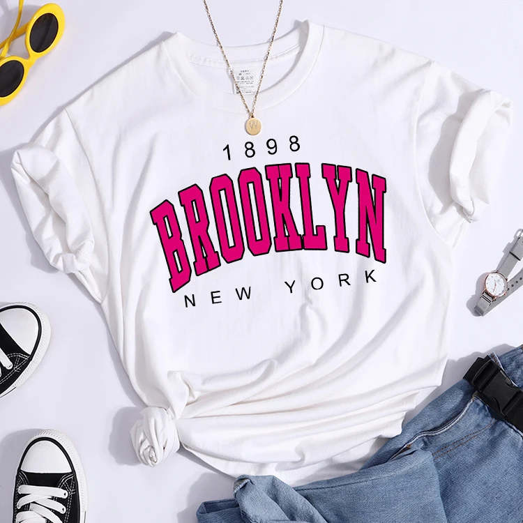 90S Graphic T-Shirt Women\'s Cute Top T-Shirt Round Neck 1898 Brooklyn York Letter Print Top T-Shirt Black T-Shirt Women T-Shirt