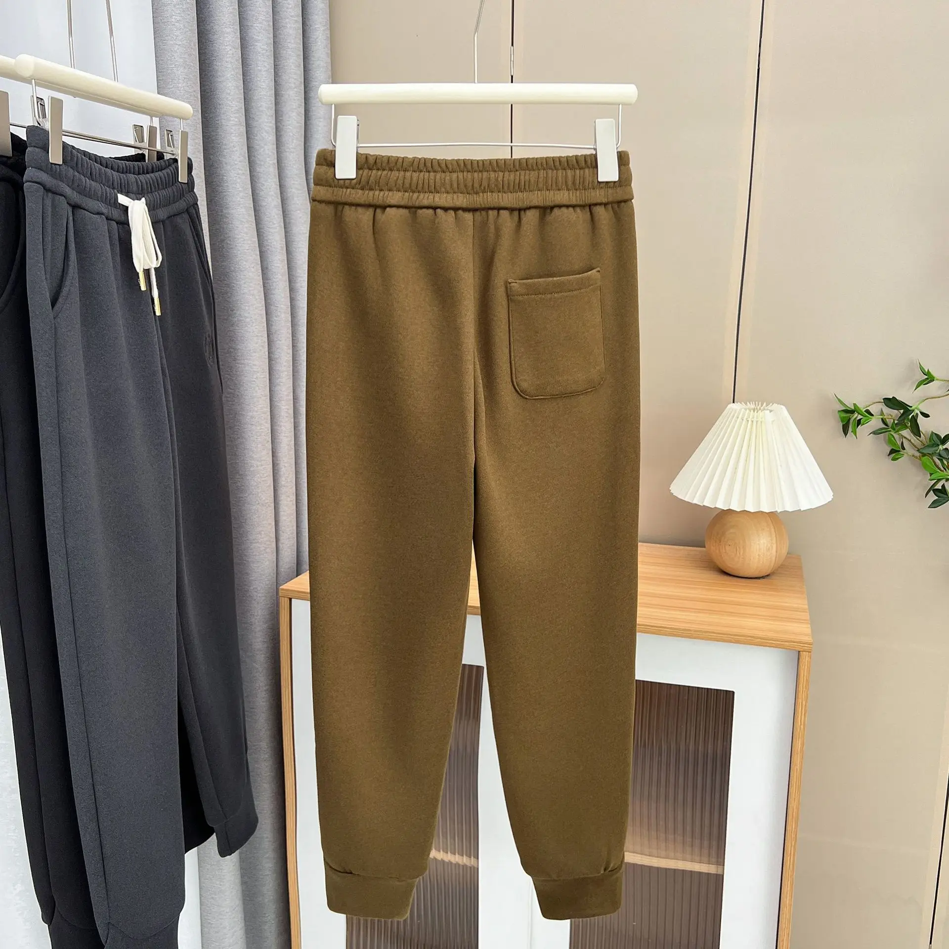 Pantalones de chándal de lana con forro polar bordado para mujer, pantalones de chándal cálidos hasta el tobillo, rompevientos, talla grande, invierno, 100kg