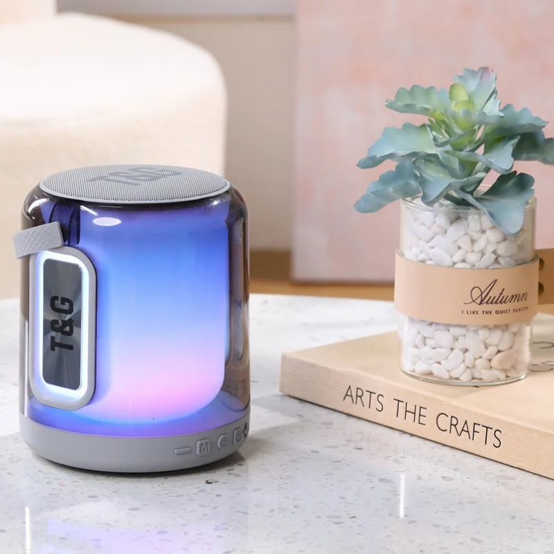 แบบพกพา Retro เดสก์ท็อปขนาดเล็กลําโพง Caixa De Som Boombox ฟันสีฟ้าไร้สายโปร่งใสเพลงกล่องที่มีสีสัน Ambient Light