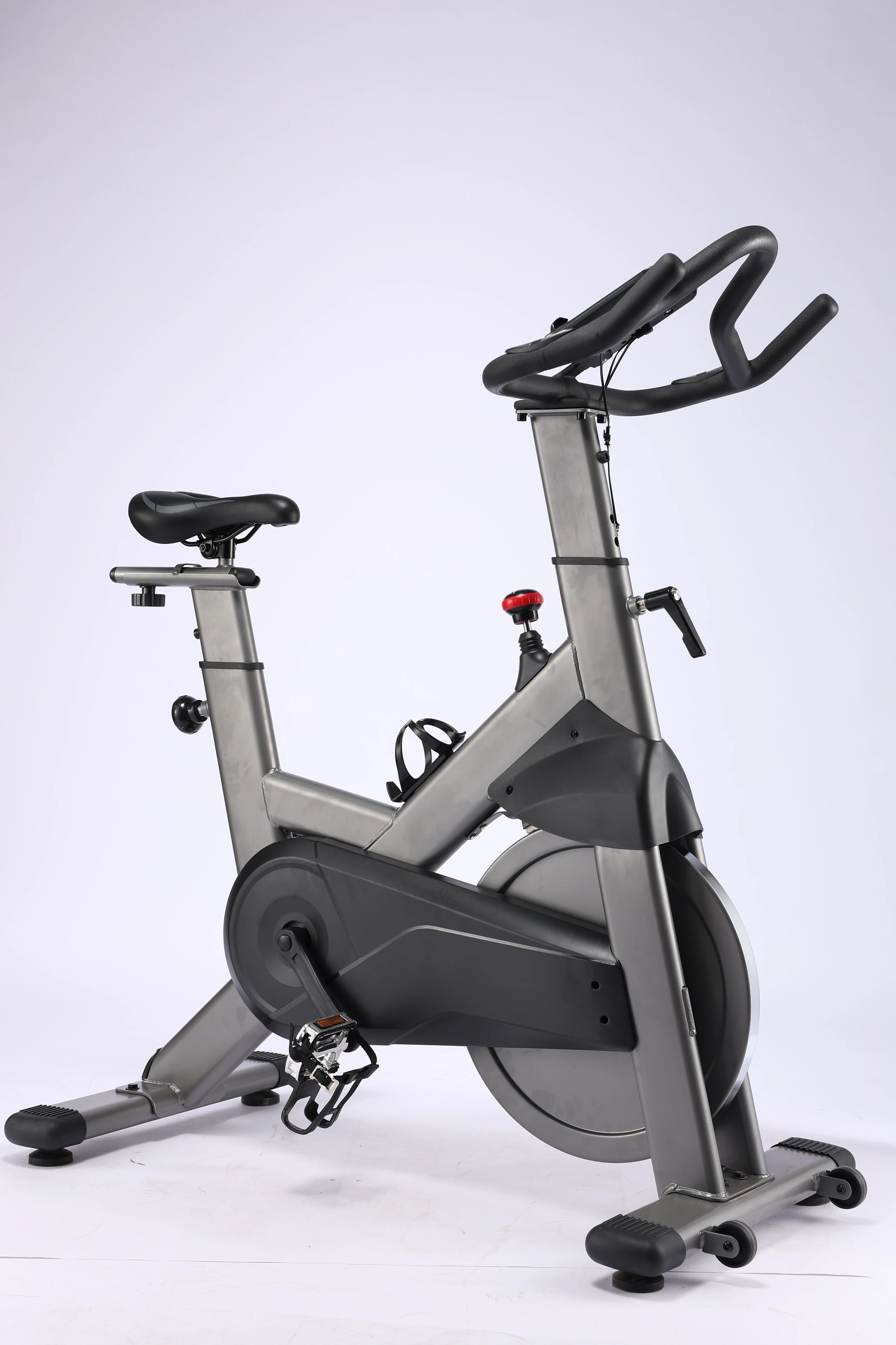 Smart Steel Sport Spin Bike for Indoor Exercise Static Bicycle for Home Use Display Stage Star Studio Swing Sumo Bike